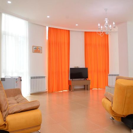 Orange Home Hotel Batumi Eksteriør bilde