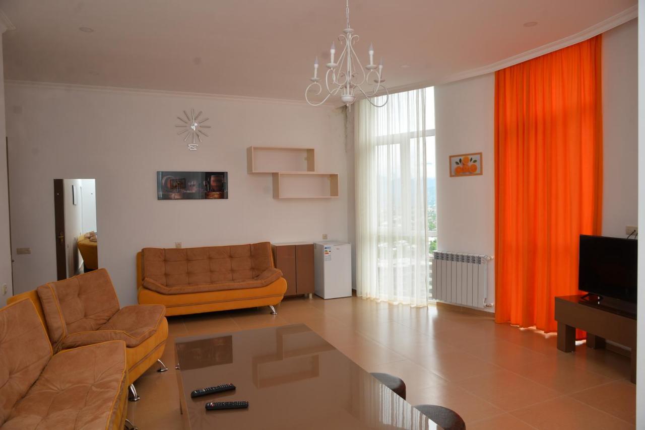 Orange Home Hotel Batumi Eksteriør bilde