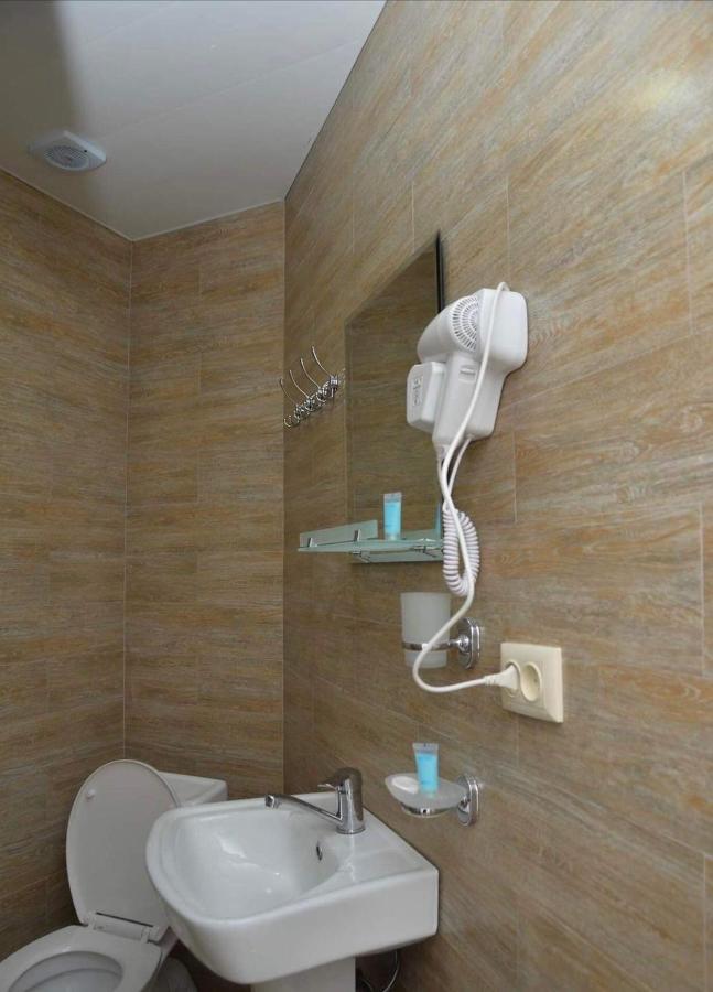 Orange Home Hotel Batumi Eksteriør bilde