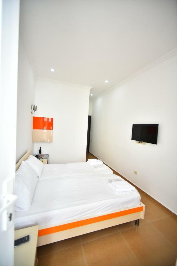 Orange Home Hotel Batumi Eksteriør bilde