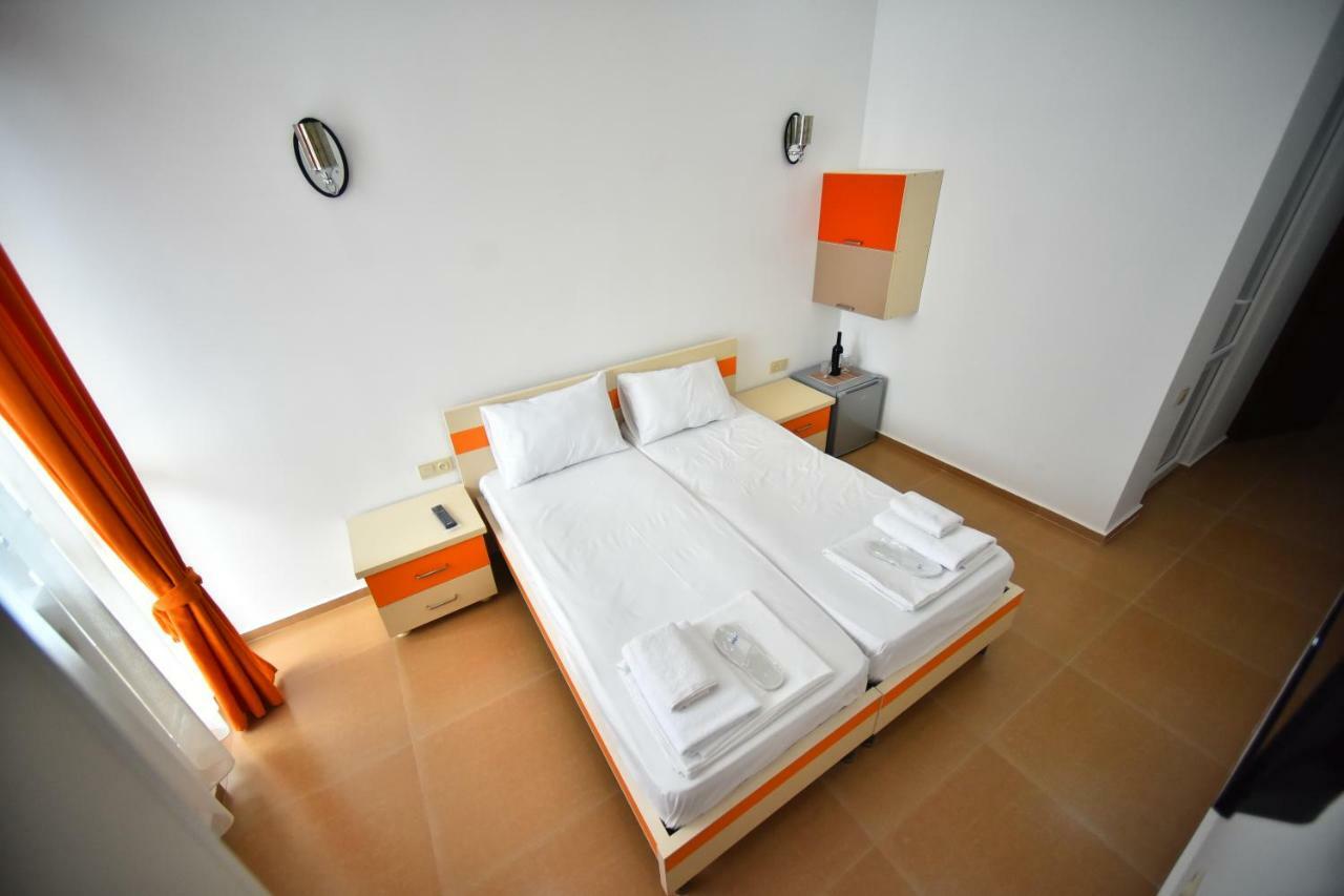 Orange Home Hotel Batumi Eksteriør bilde