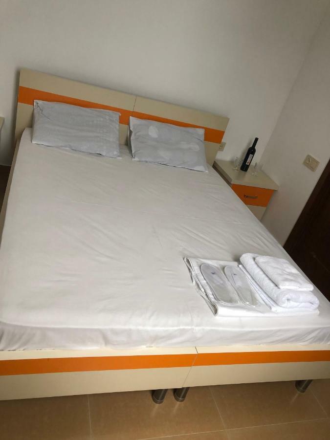 Orange Home Hotel Batumi Eksteriør bilde